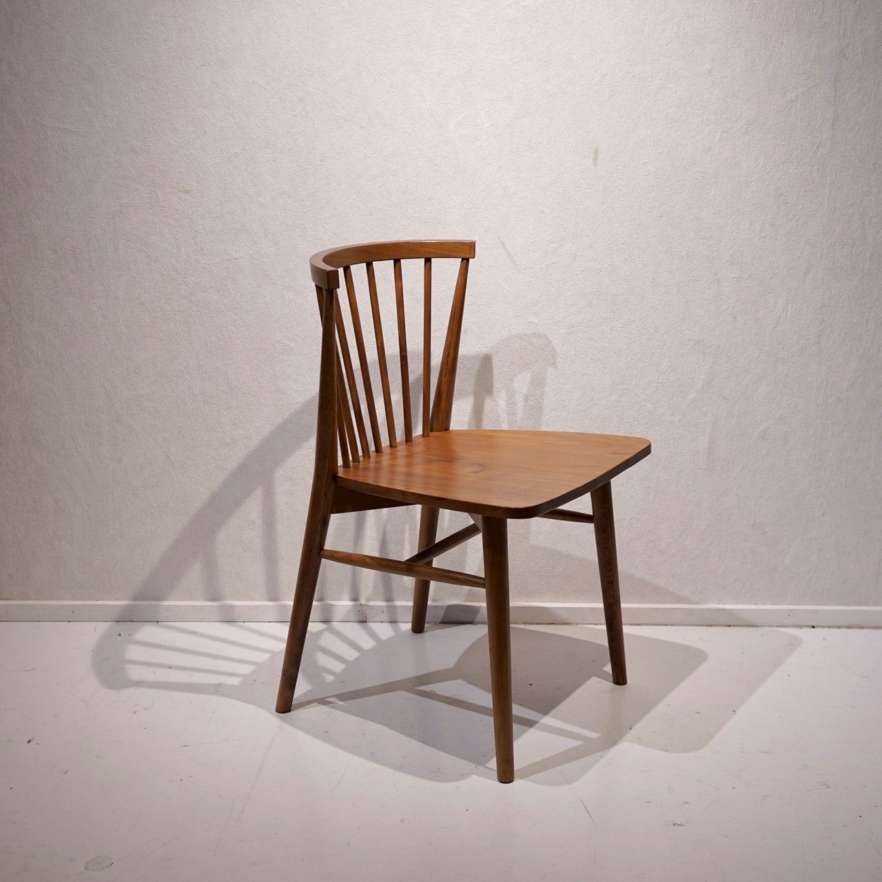 moda en casa モーダエンカーサ Sketch スケッチ REQUIN レクイン ダイニングチェア アームレス チェア 椅子 無垢材 北欧 モダン 和モダン