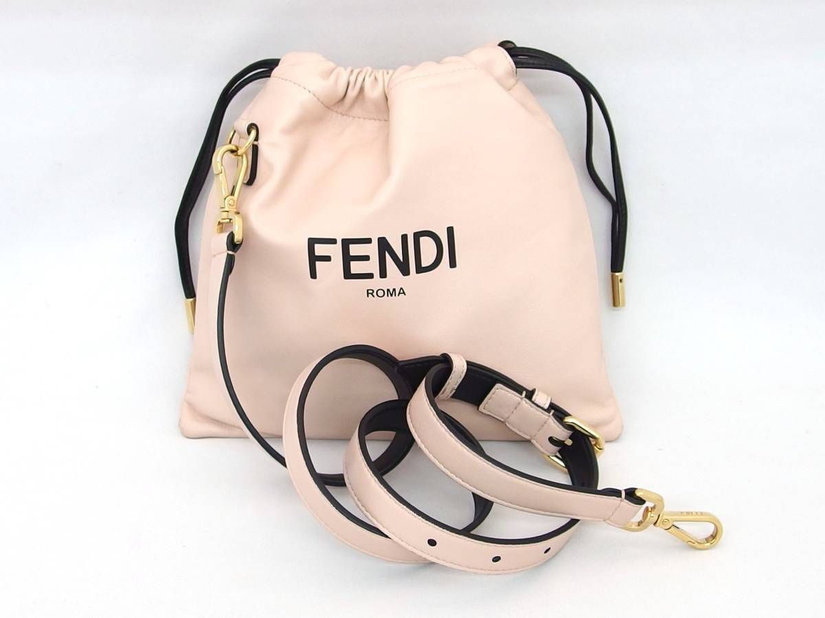 FENDI フェンディ スリムクラッチ 8BT337 ライトピンク 巾着