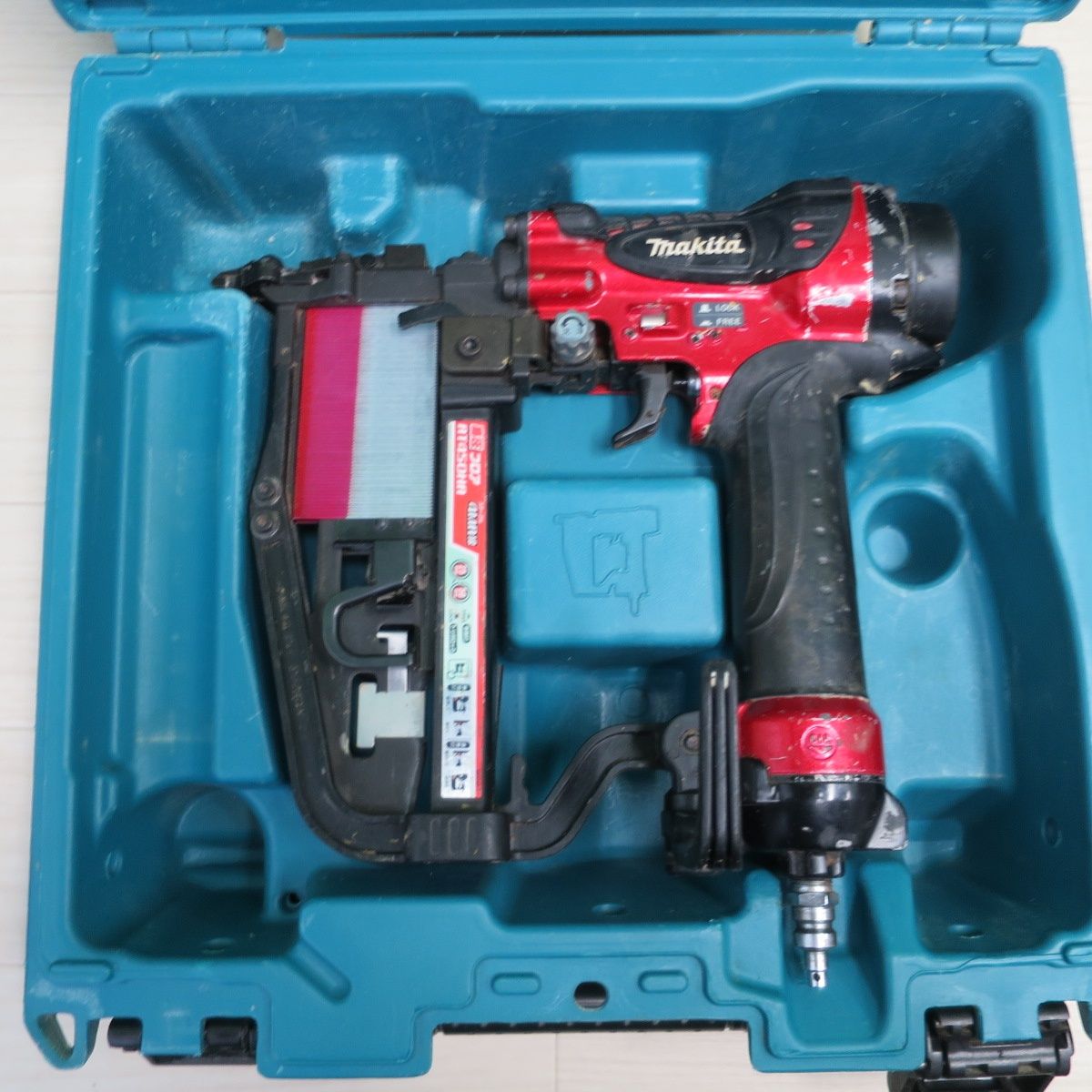 送料無料 マキタ 高圧 フロア タッカ AT450HA エアー ツール 工具 タッカー makita