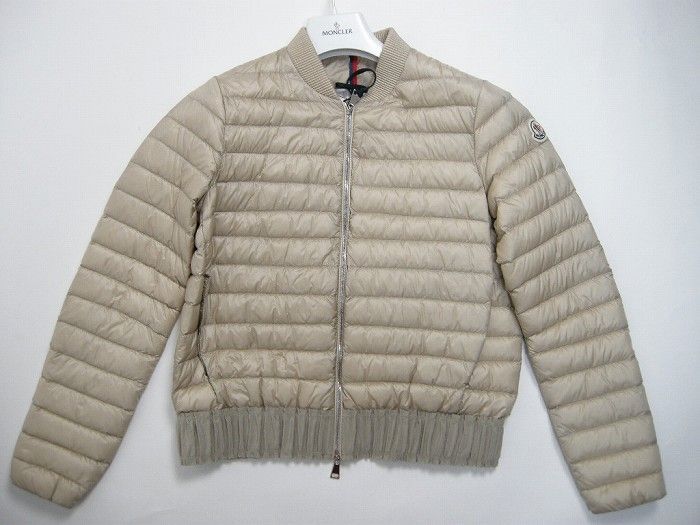 【MONCLER 】LONGUE SAISON ライトダウンジャケット ベージュ MONCLER 】LONGUE SAISON ライトダウンジャケット ベージュ