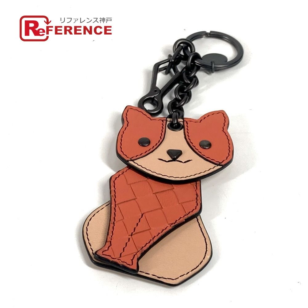 美品　ボッテガヴェネタ　レザー　猫　キャット　キーホルダー　チャーム　箱付き BOTTEGA VENETA ボッテガヴェネタ キーホルダー キャット 猫 アニマル