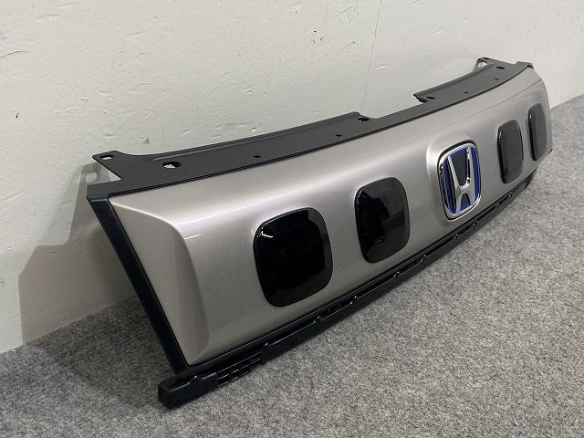 フリードクロスター e:HEV 純正 フロントグリル ロアラプターライナー