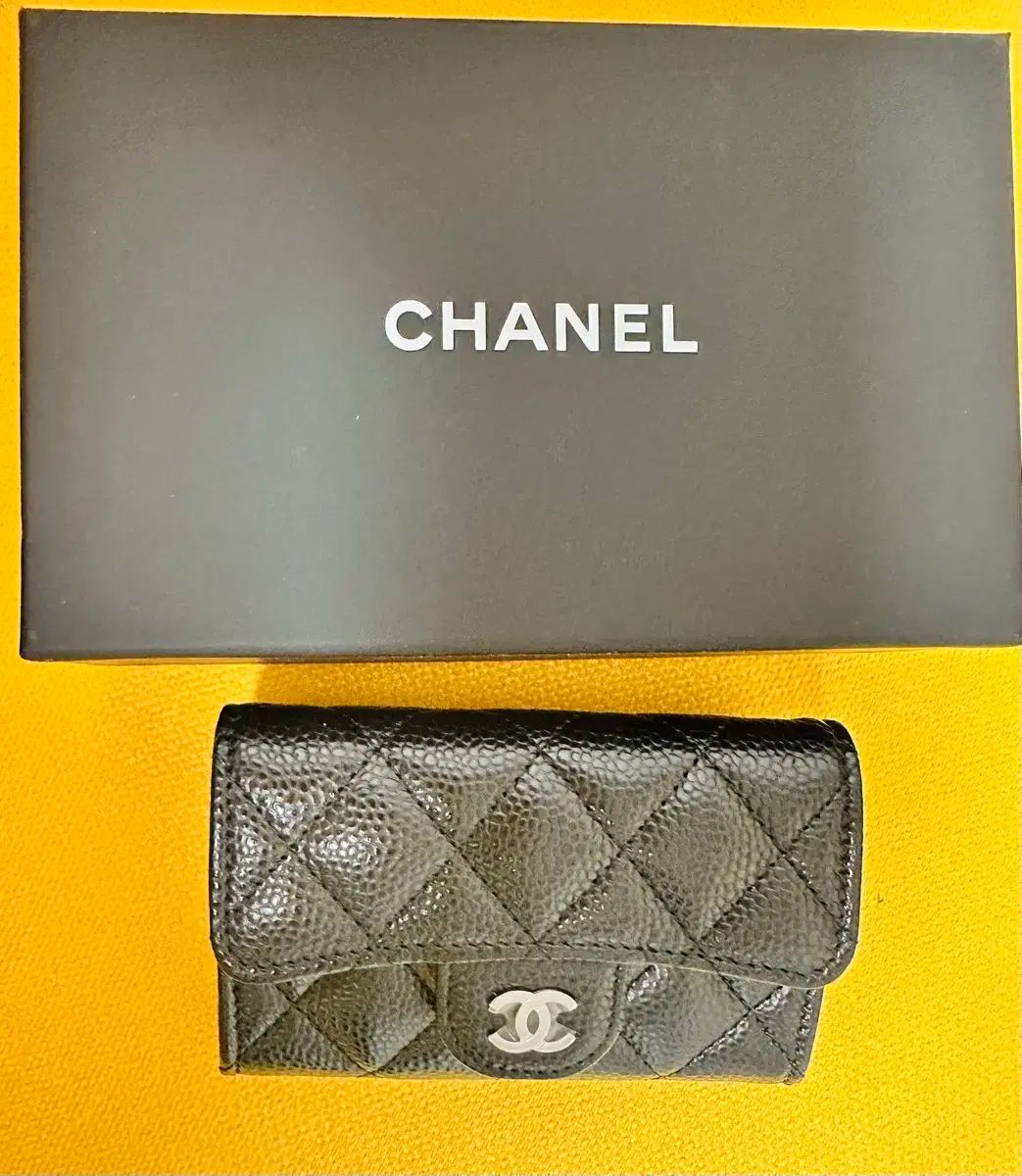 新作CHANEL★シルバー入手困難クラシックカードホルダー 直営店 新作CHANEL☆シルバー入手困難クラシックカードホルダー 直営店