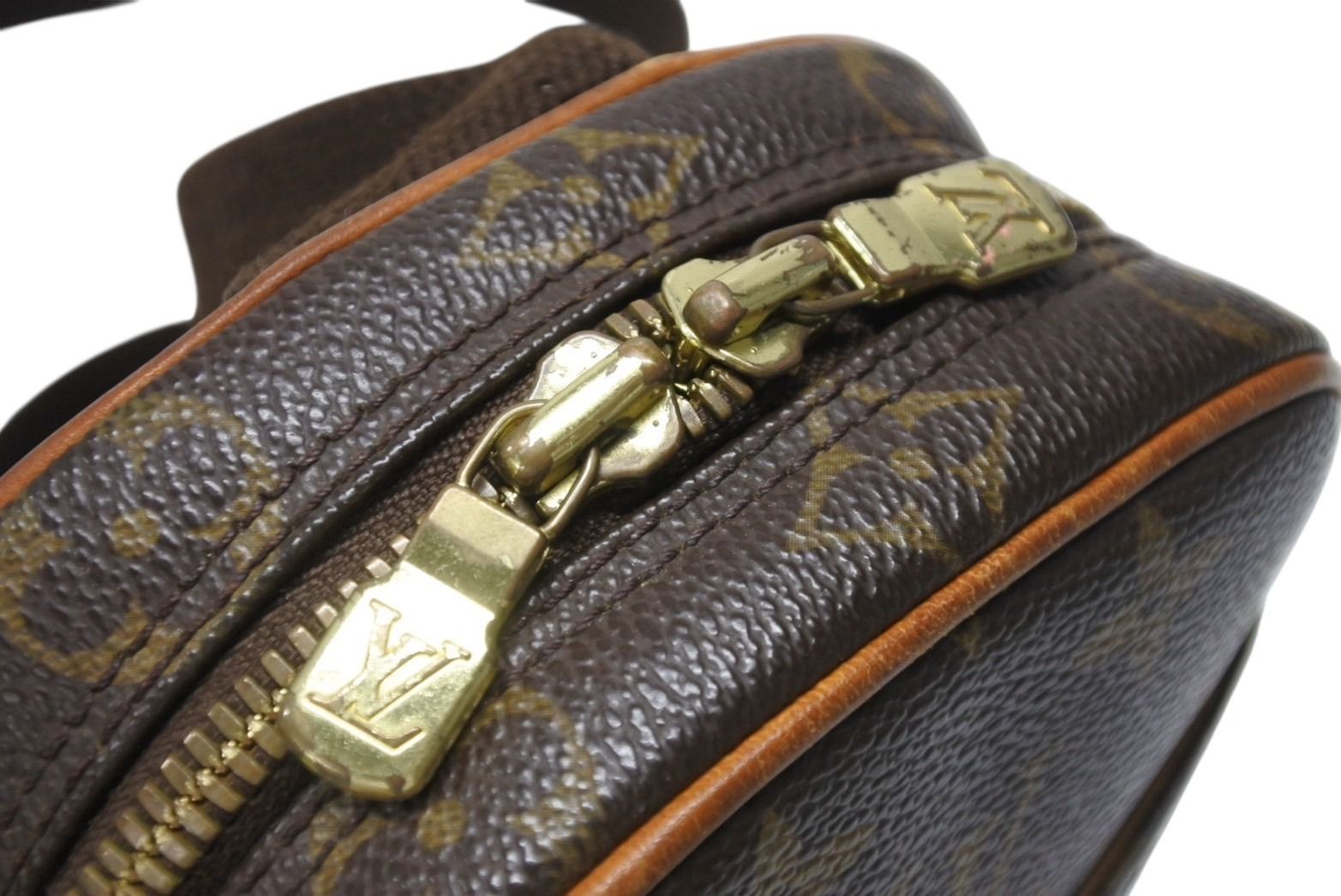 ルイヴィトン ポシェットガンジュ モノグラム ボディバッグ PVC レザー