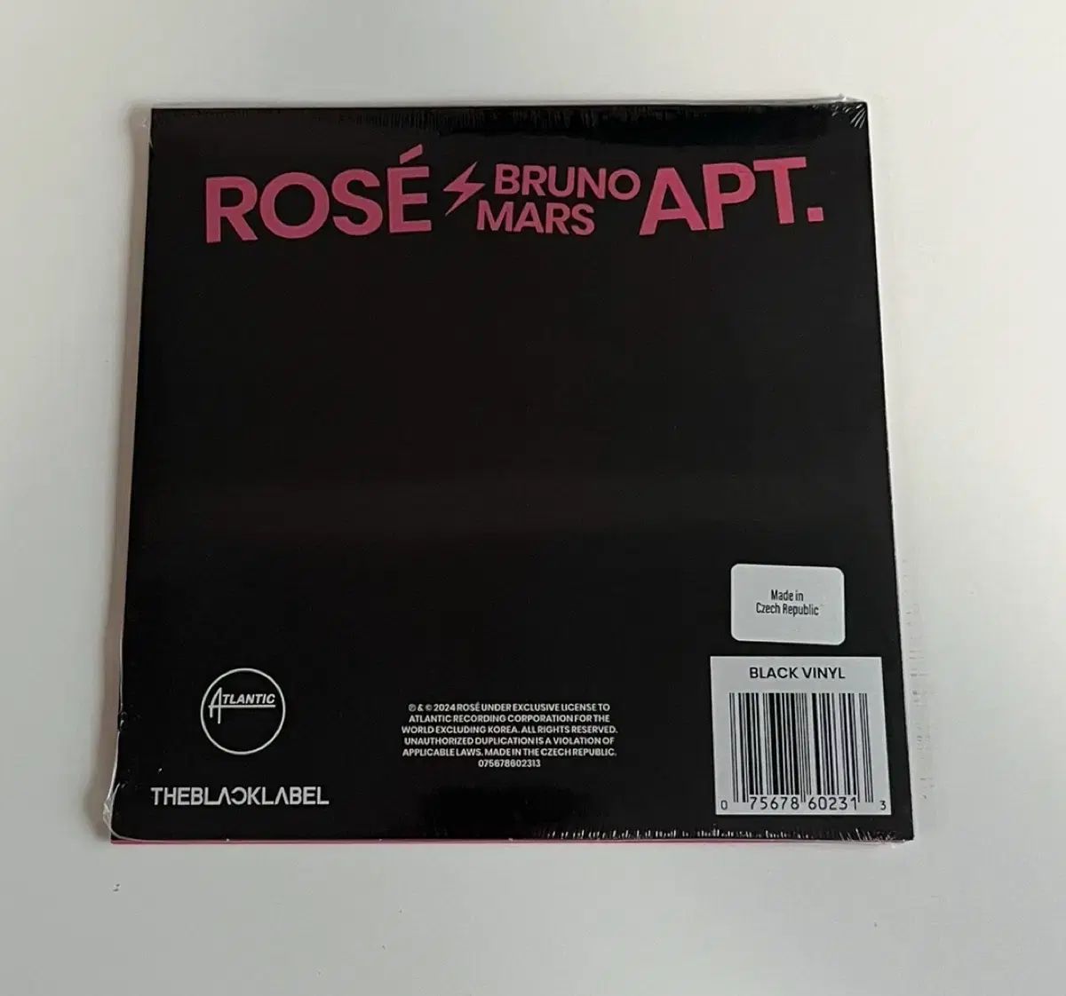 新品未開封】ROSE & Bruno Mars / APT (white) 新品未開封】ROSE