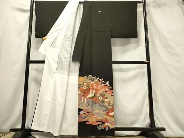 新品正絹黒留袖　作家物　群れ鶴花鳥文　金彩　⑤ 楽天市場】【正絹黒留袖 未仕立て 仮絵羽 鶴と霞柄】礼装 黒