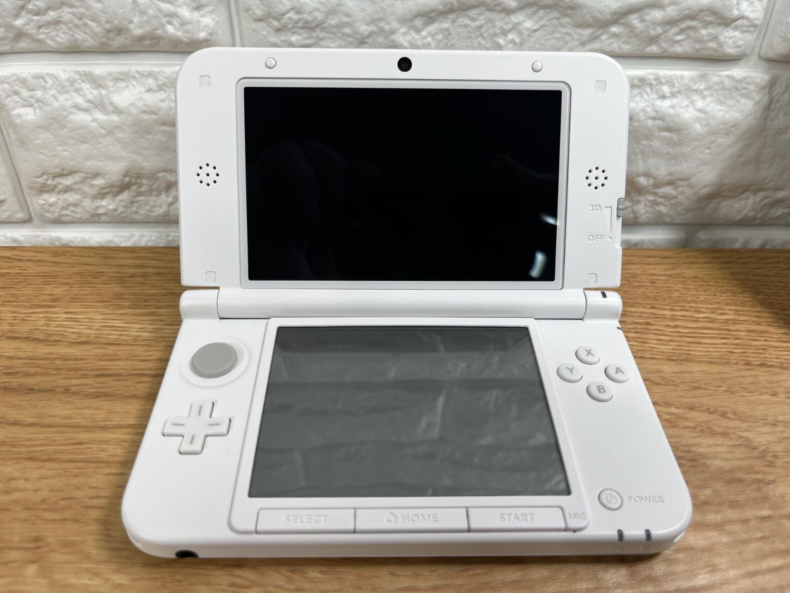 新品未使用 任天堂 3DS LL ドラゴンクエストモンスターズ2 イルとルカ 