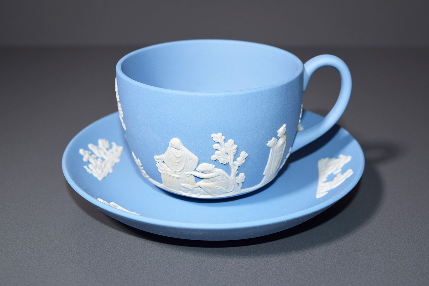 WEDGWOOD ウェッジウッド ジャスパー DANCING HOUR ダンシングアワーズ カップ&ソーサー 3色 3客セット ティーカップ 洋食器  - メルカリ