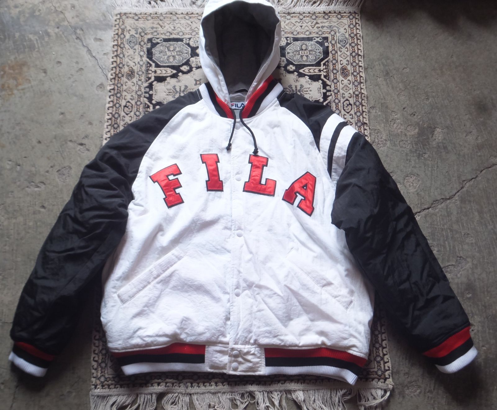 90s FILA ジャケット　中綿 フィラ 90s オールド ナイロン 中綿ジャケット S グリーン系