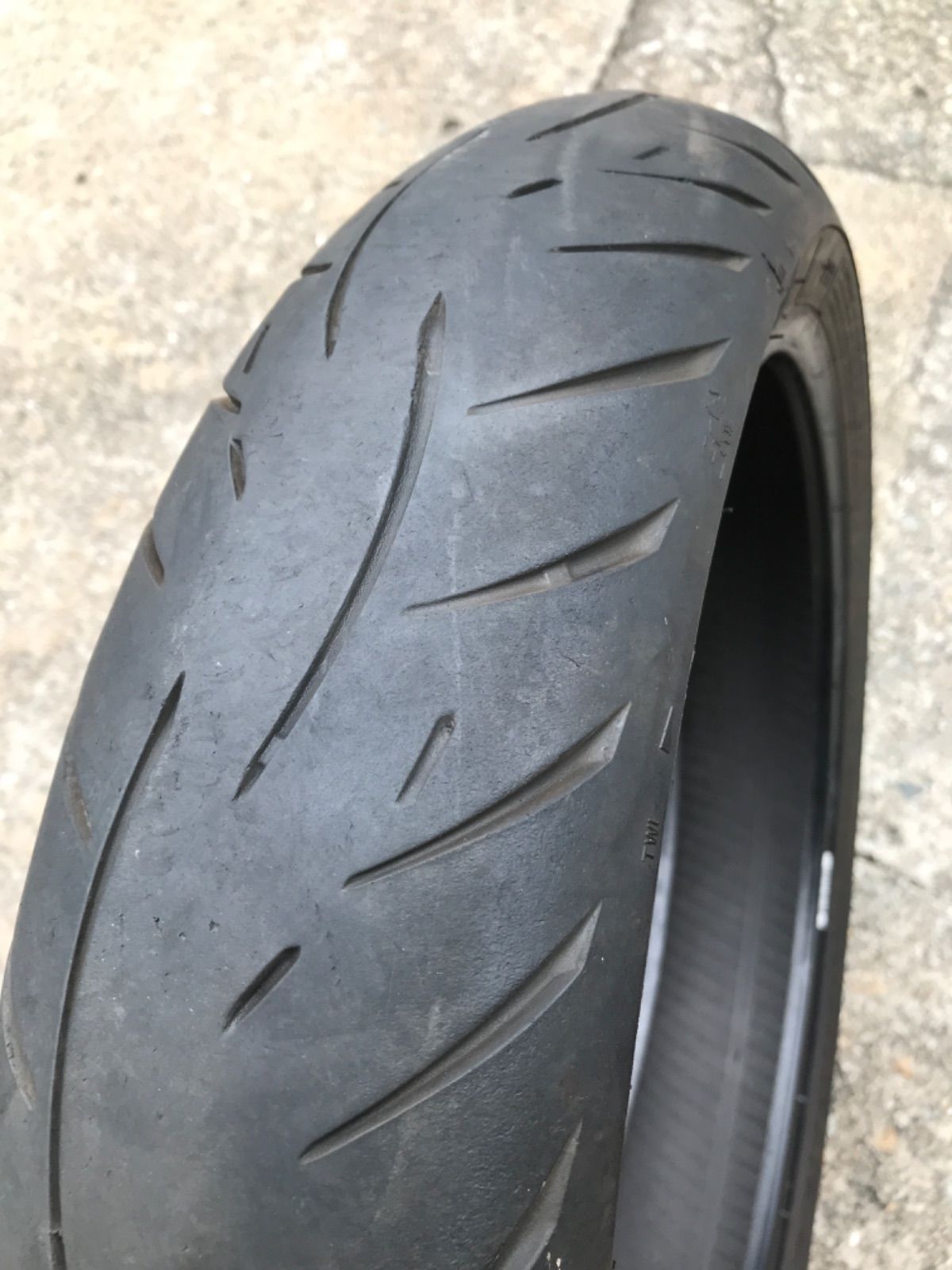 メッツラーZ8M 120/70ZR17 180/55ZR17 FRタイヤセット 517nxzkxGRL._AC_UL210_SR210,