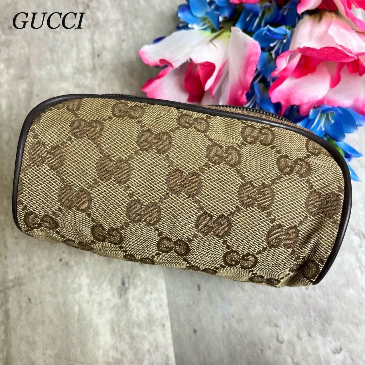 ✨良品✨ GUCCI グッチ ポーチ バニティバッグ GG柄 ロゴ総柄 ロゴ型