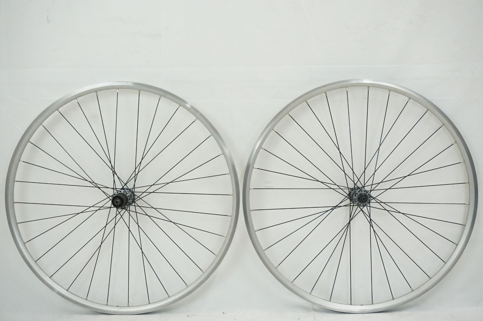 自転車 SHIMANO 「シマノ」 CLARIS FH-2400 ハブ ブランド不明リム 