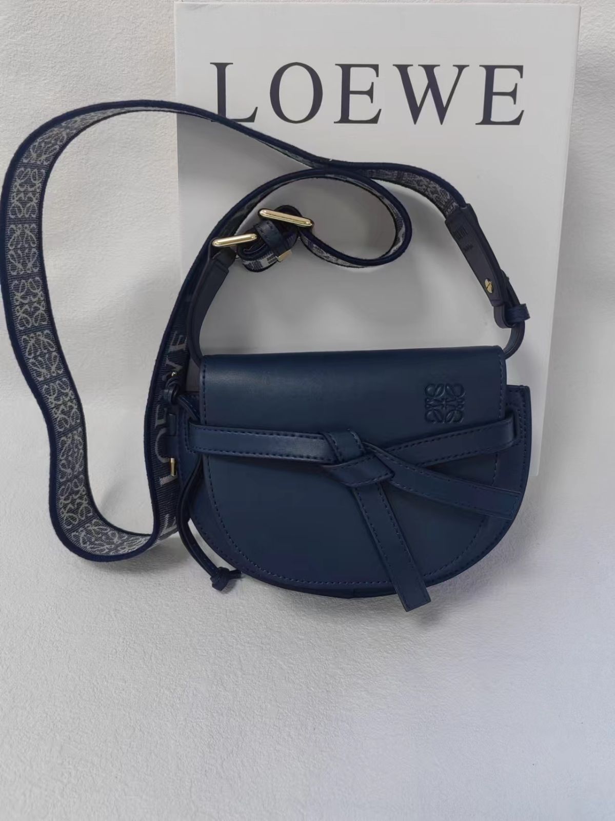 ロエベ LOEWE ショルダーバッグ