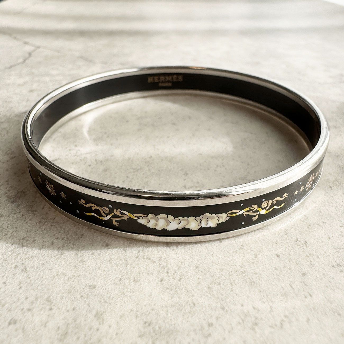 エルメス エマイユPM 七宝焼き リボン柄 バングル ブレスレット ゴールド 楽天市場】【ジュエリー】HERMES エルメス エマイユPM バングル
