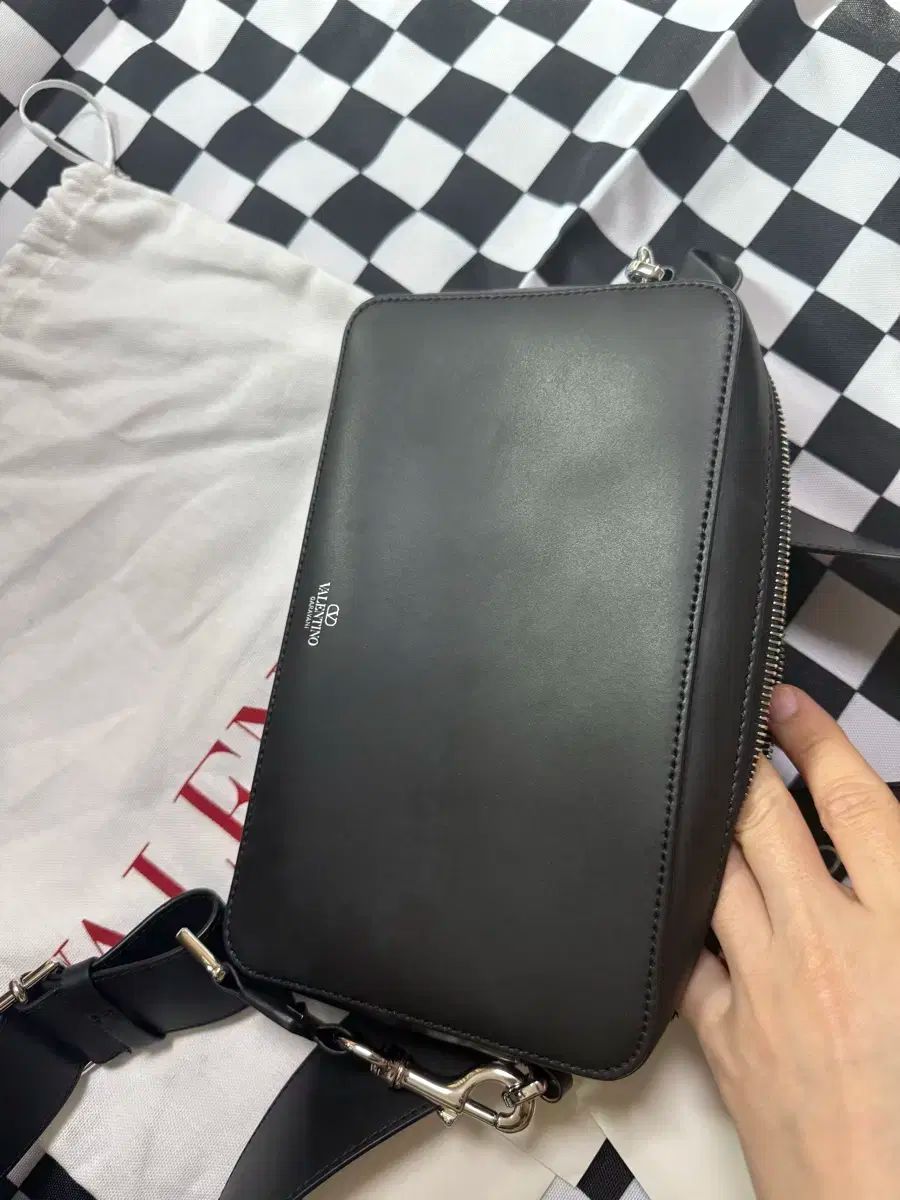ヴァレンティノ ガラビニ