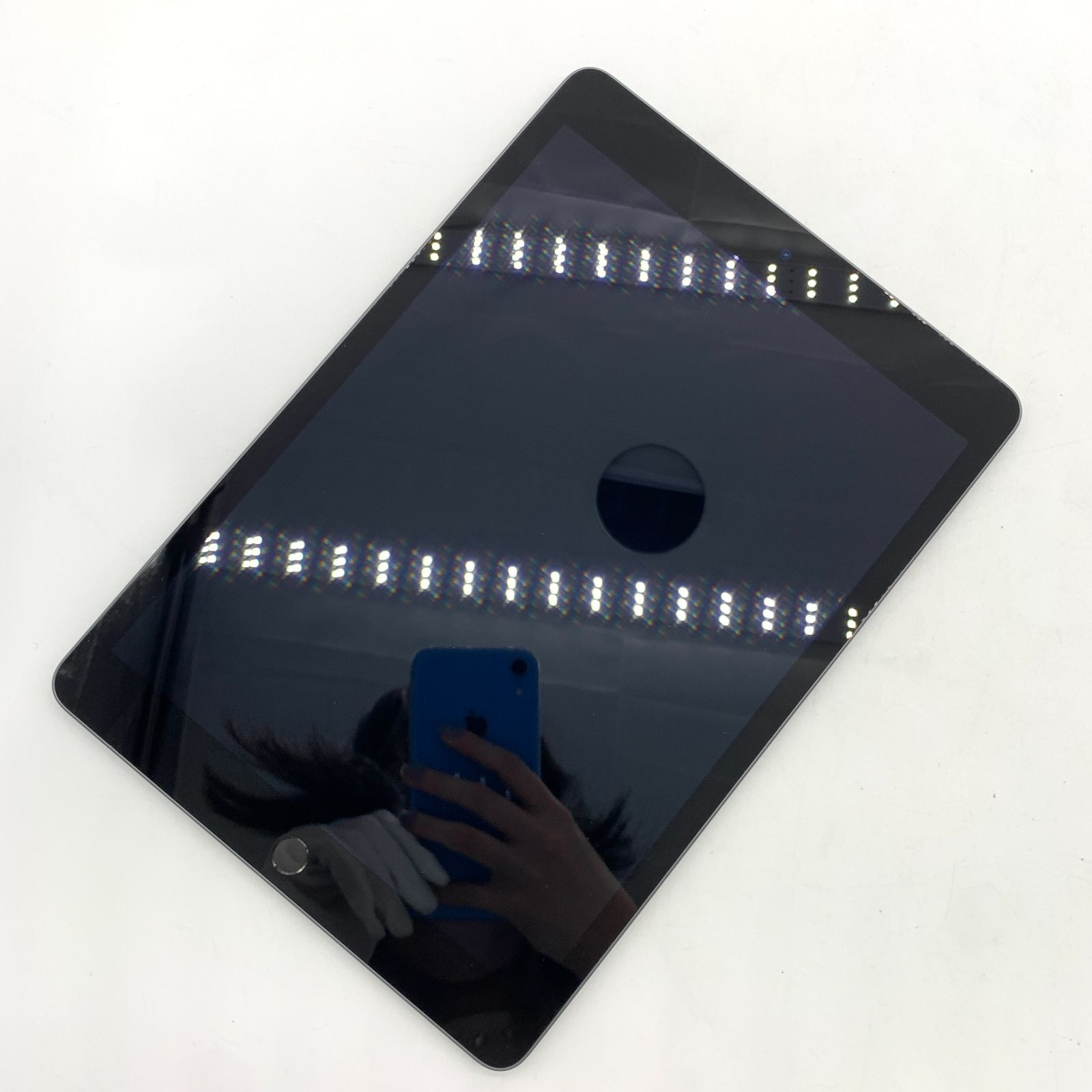 ▽【Aランク】iPad 第9世代 Wi-Fiモデル 64GB スペースグレイ MK2K3J/A 