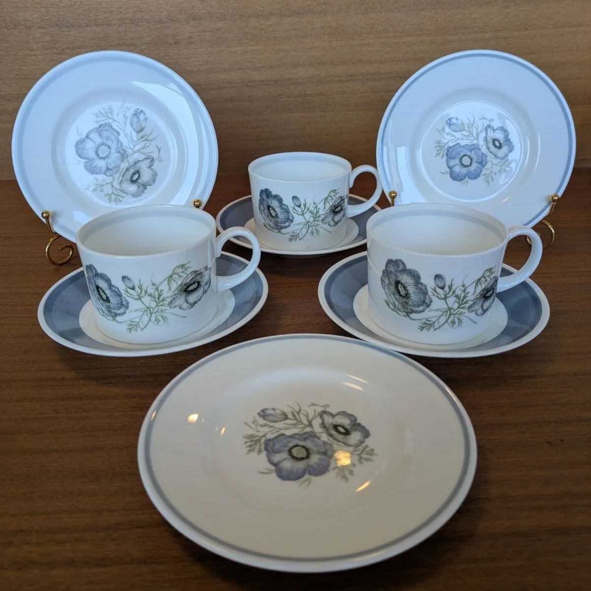 ウェッジウッド スージークーパー ショップ グレンミスト カップ