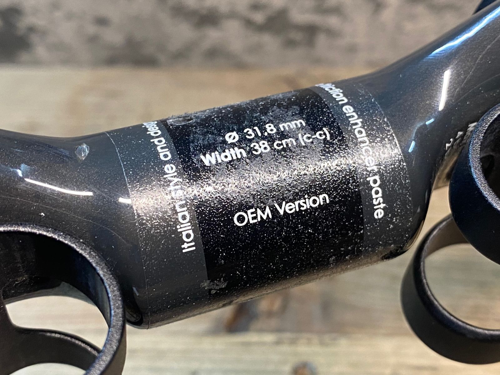 3T Vola Team 380mm ベースバーアームレストセット 3T Vola Team 380mm ベースバーアームレストセット