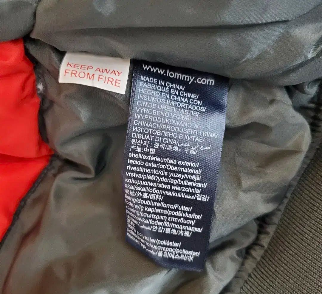 トミーヒルフィガー キッズ