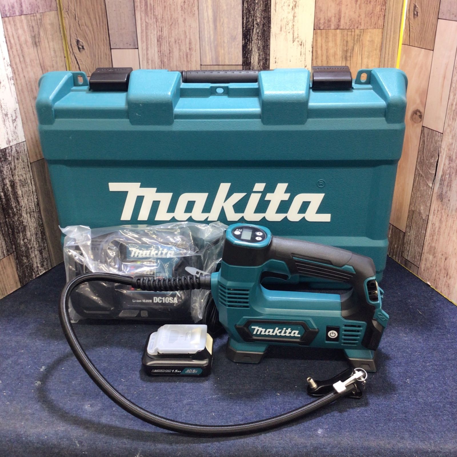 マキタ makita コードレス空気入れ MP100DSH 八潮店