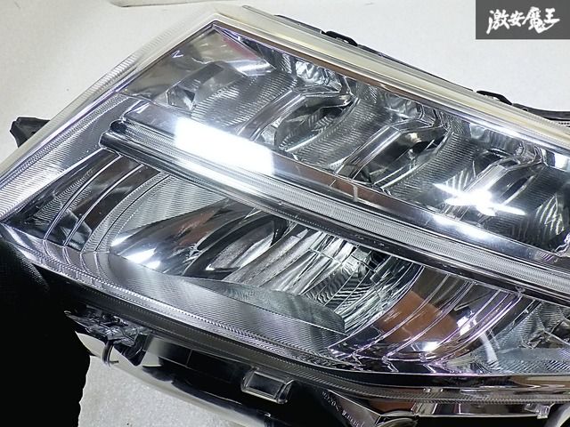 ☆イルミOK☆ トヨタ 純正 M900A M910A ルーミー 前期 LED