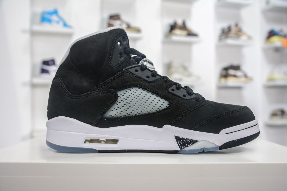 NIKE AIR JORDAN 5 RETRO "MOONLIGHT"