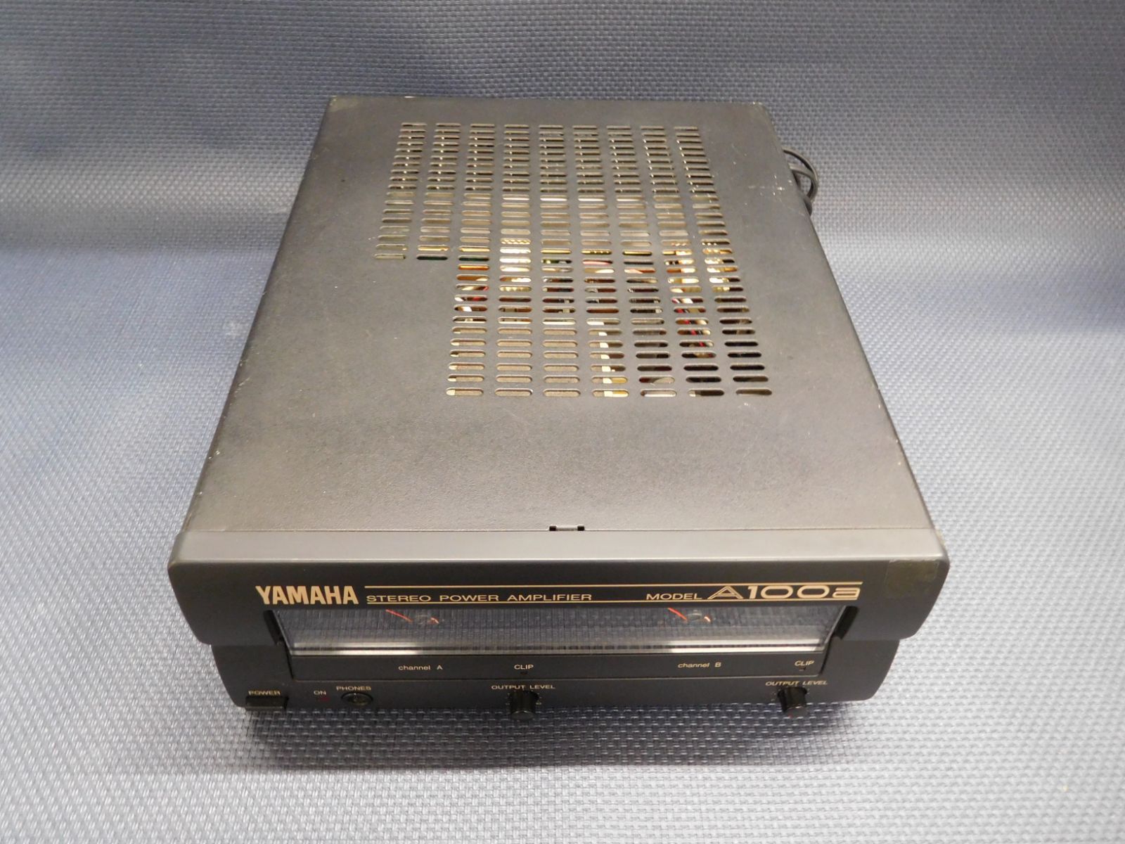 YAMAHA ステレオパワーアンプA100a YAMAHA ステレオパワーアンプ A100a