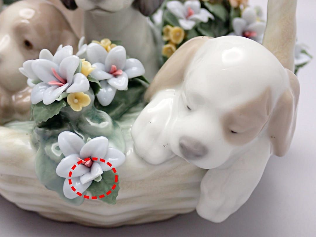 LLADRO リヤドロ フィギュリン ポーセリン 花かごと三匹の子犬