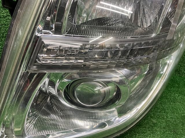 車 日産 E51⁄NE51 エルグランド 中期後期 左ヘッドライト