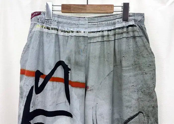 ヴェトモン グラフィティ プリント パンツ