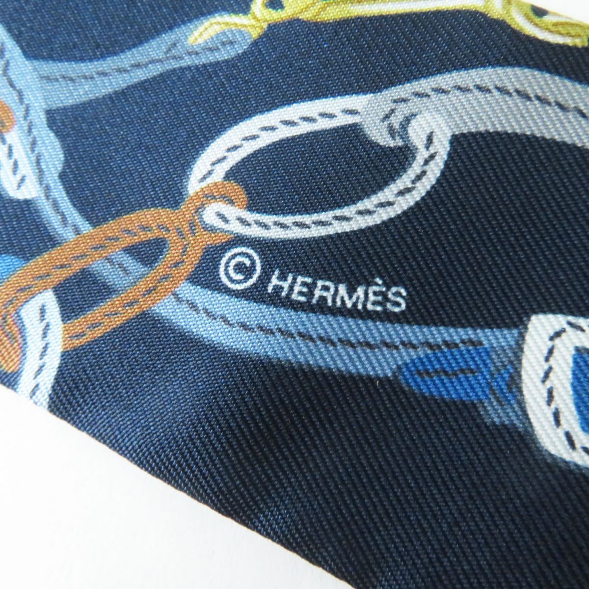 未使用品◎仏製 23年購入 HERMES エルメス ツイリー スカーフ Brides