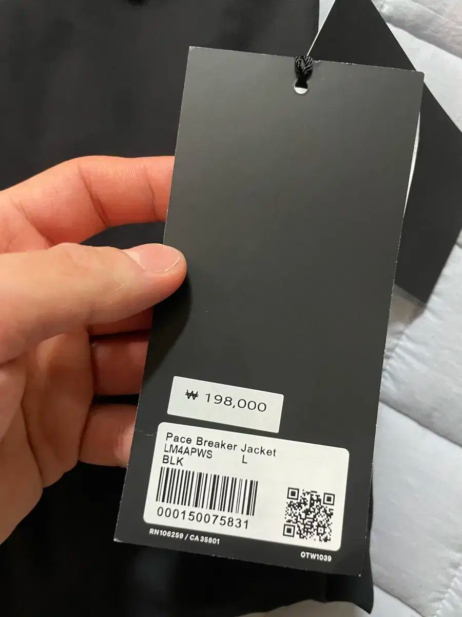 lululemon ルルレモン フェイスブレイカー ジャケット L ブラック