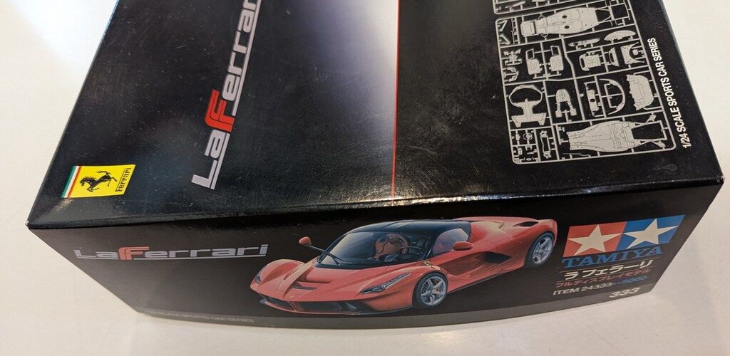 ラ フェラーリ フルディスプレイモデル 41ep98VWpAL._UF350,350_QL80_.jpg