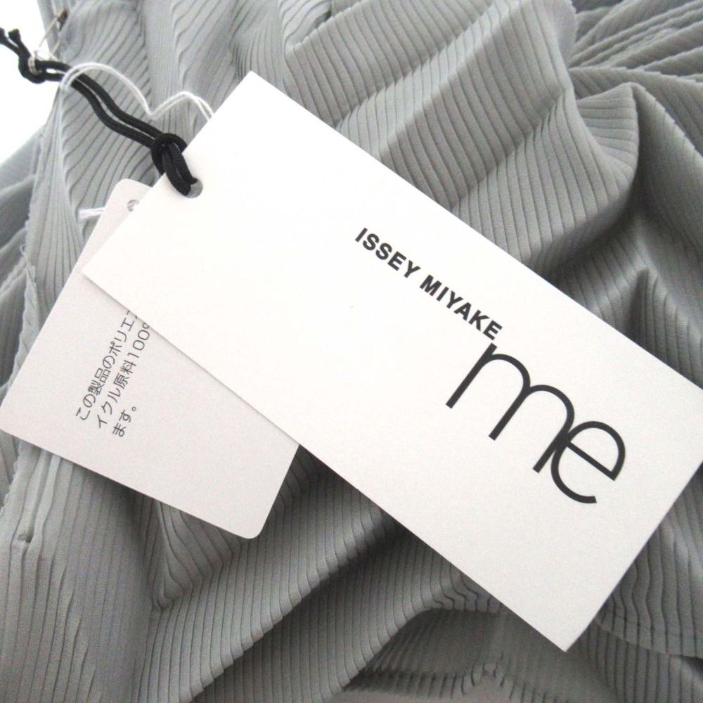ISSEY MIYAKE プリーツフレンチスリーブ、ハイネック ライトグレー 未使用 25SS me ISSEY MIYAKE ミー イッセイミヤケ STRA PLEATS