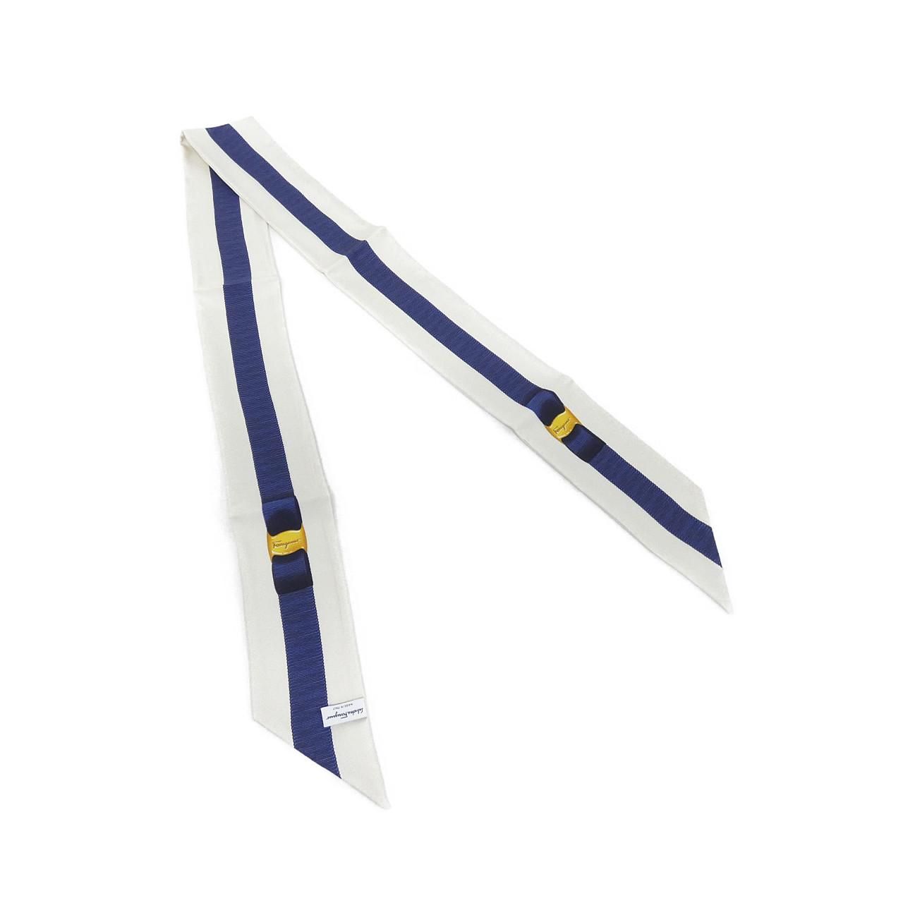 サルヴァトーレフェラガモ 32 7828 スカーフ