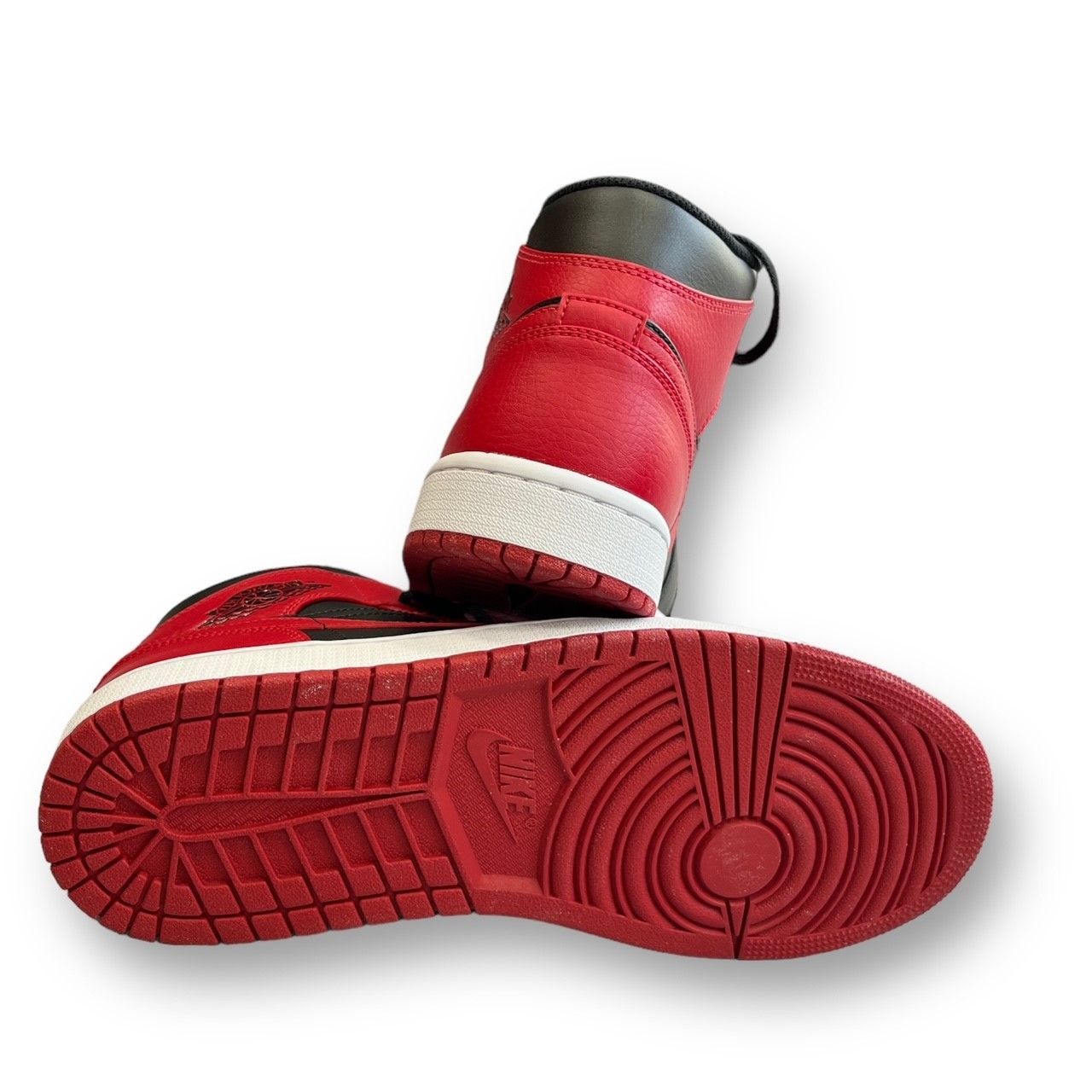 国内正規 未使用 NIKE AIR JORDAN 1 MID BRED エアジョーダン1 ミッド 