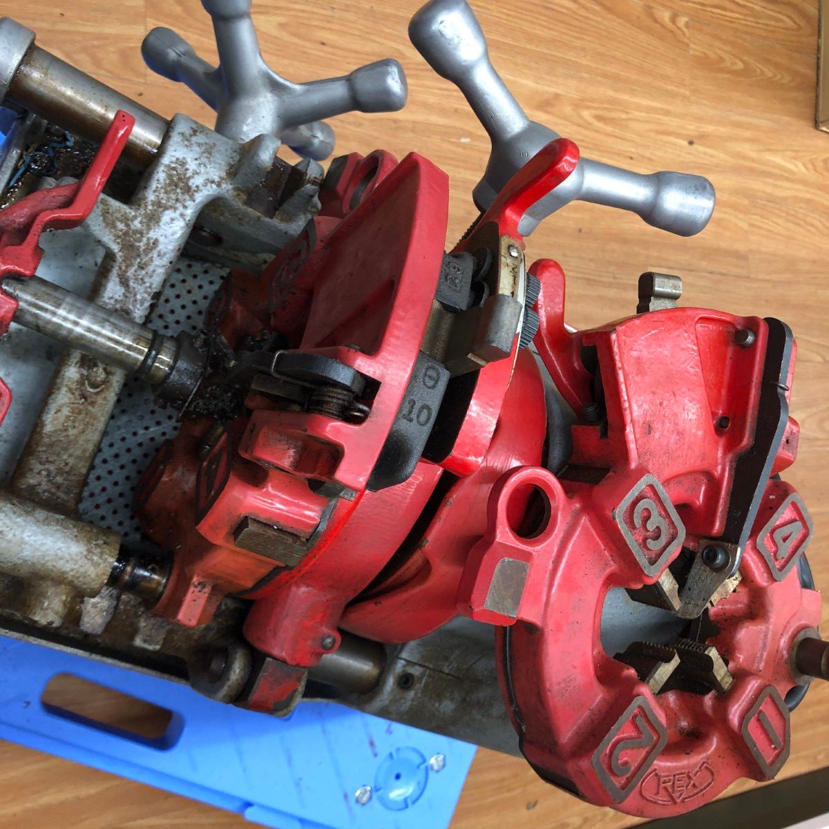 DUMBBELL 可変式ダンベル片方 40kg 置台付① DUMBBELL 可変式ダンベル