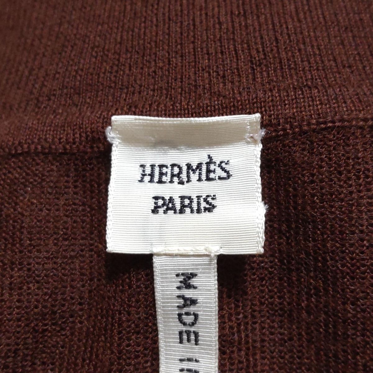 HERMES - HERMES エルメス シルク 長袖 ニット トップス ハイネック ブラウン HERMES - HERMES エルメス シルク 長袖 ニット トップス