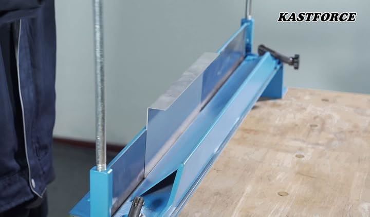  KF 5002 メタルブレーキ メタルベンダー 板金折り曲げ機 手動 最大曲げ幅730 mm 最大曲げ厚1.0 最大曲げ角度135º その他 カッター