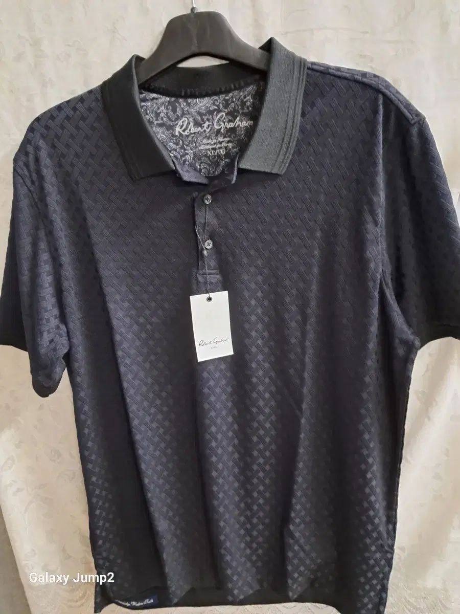 アメリカ ロバート はい 黒 ジャカード コットンTシャツ 105