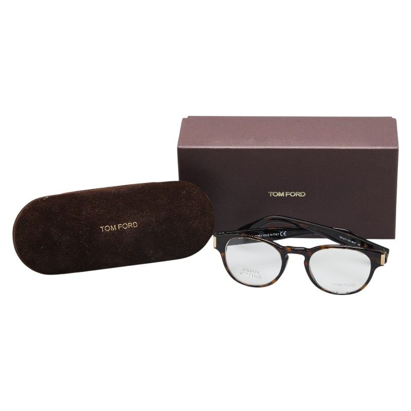 TOM FORD