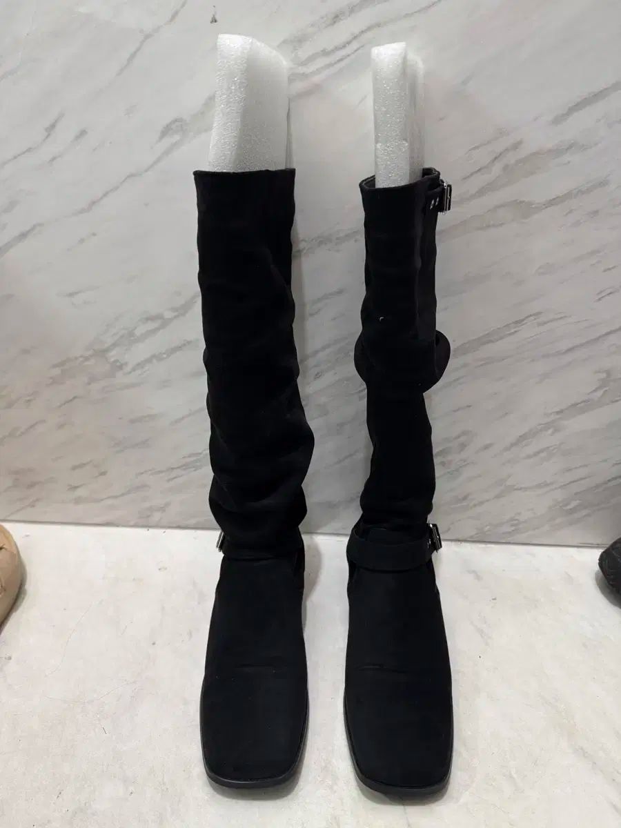 マリープリンセス ベル Squareシャーリング スウェード バックル ロングブーツ 245