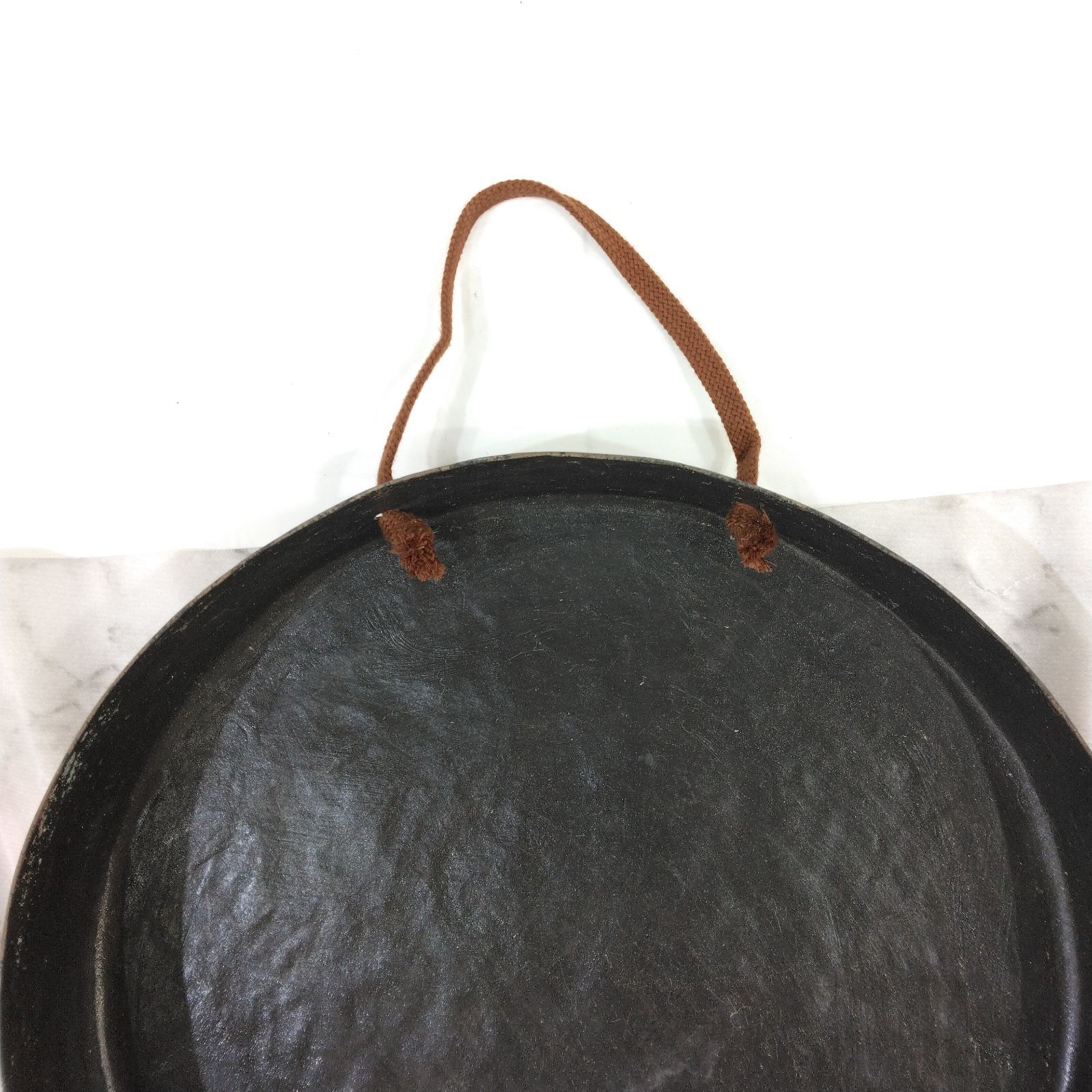 昭和レトロ 小型 銅鑼 どら 和楽器 打楽器 バチ付き A496 - メルカリ