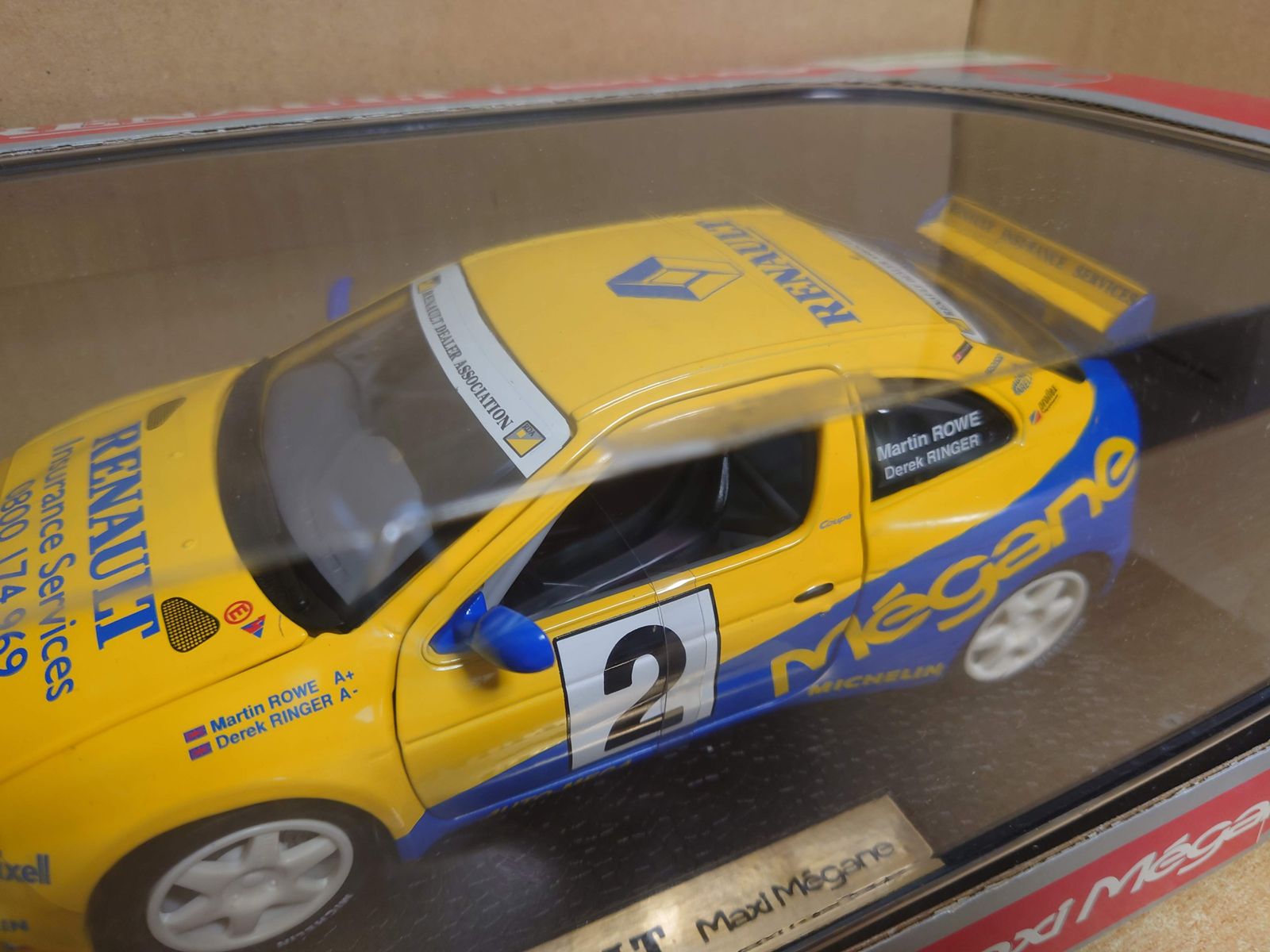 1/18 ルノーメガーヌ RENAULT Maxi Megane #2 イエロー×ブルー ANSON製ミニカー - メルカリ