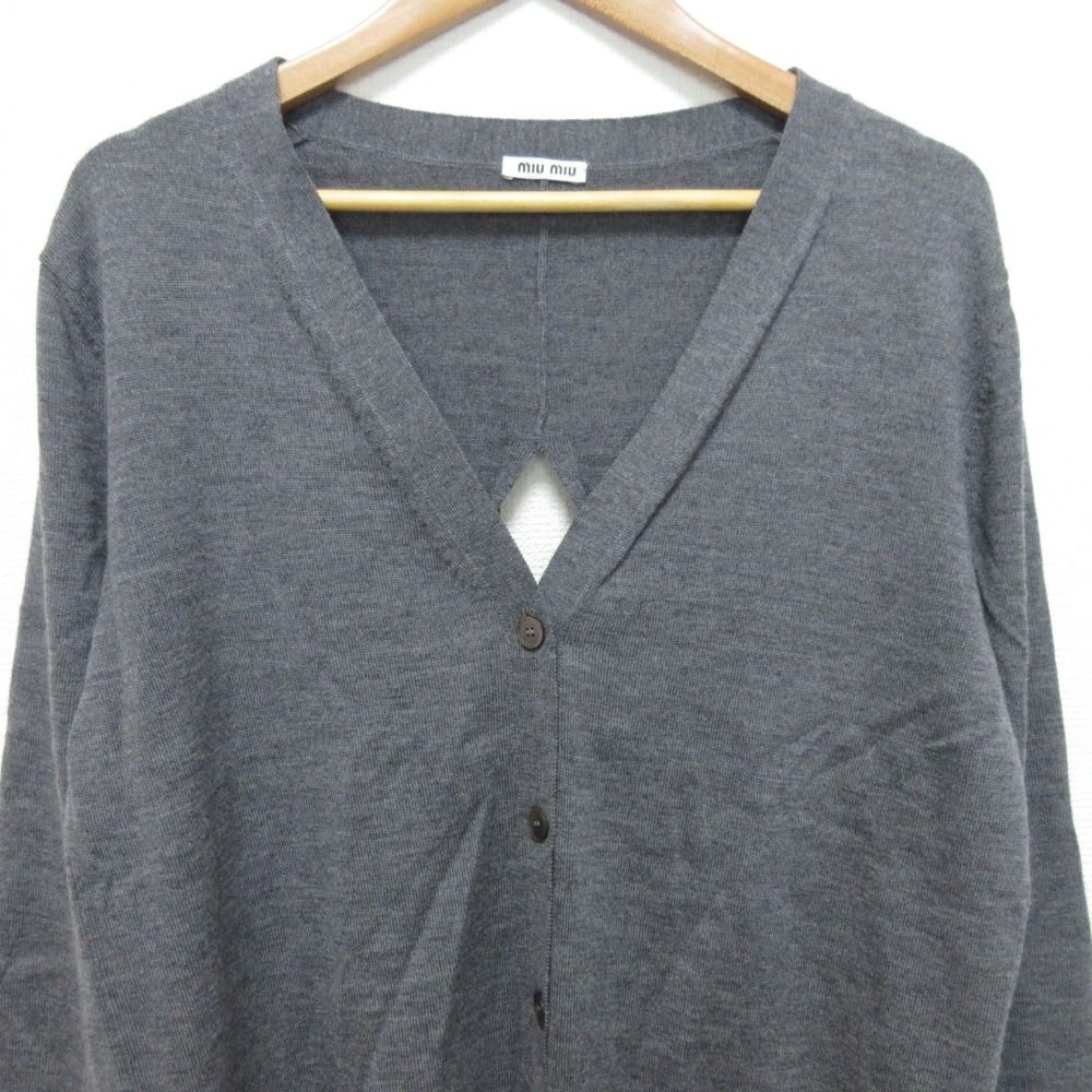 バックオープン Vネックカーディガン