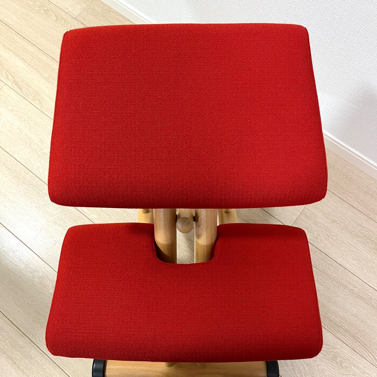 STOKKE ストッケ バランスチェア 赤