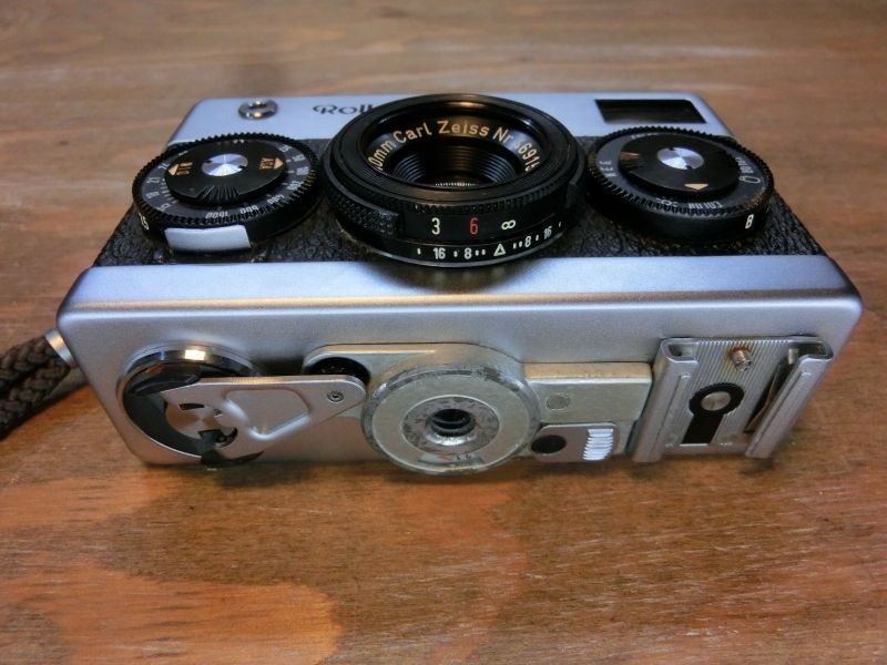 【完動品・美品】Rollei 35 ローライ35 シルバー　ドイツ製　露出計OK Rollei 35 シルバー Germany (Tessar 40mm f/3.5) – Doppietta-Tokyo