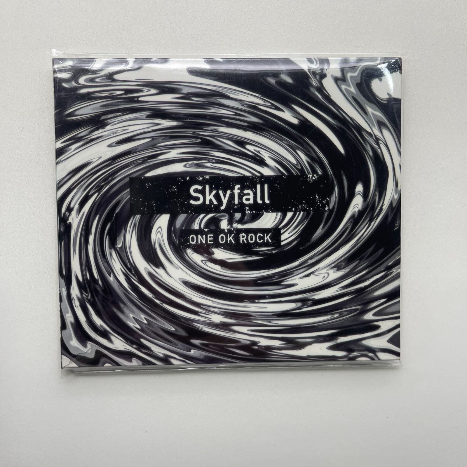会場限定盤 Skyfall ONE OK ROCK CD ワンオクロック - メルカリ