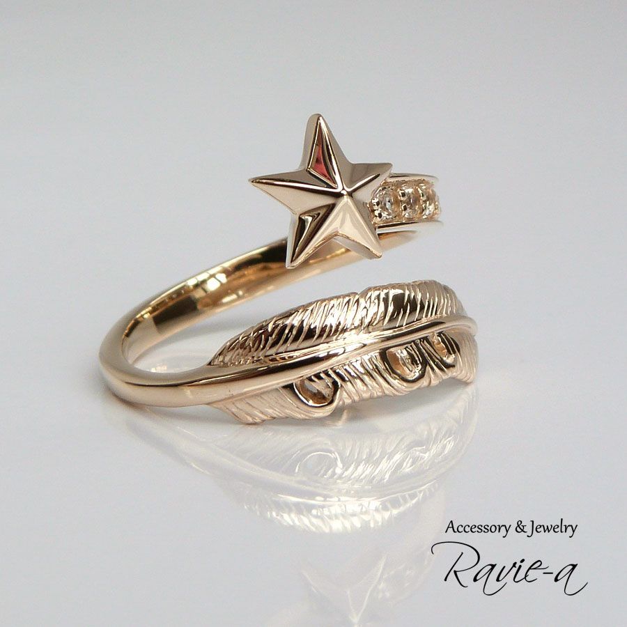 ラリック 祈りを込めた跪く聖母子立像—神秘の輝きと慈愛の光輪が宿る