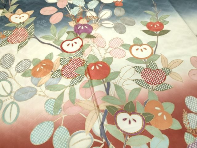 平和屋着物○十日町老舗ブランド 吉澤友禅 吾妻徳穂 振袖 駒刺繍 橘 暈  